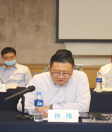 孙伟_副本.jpg